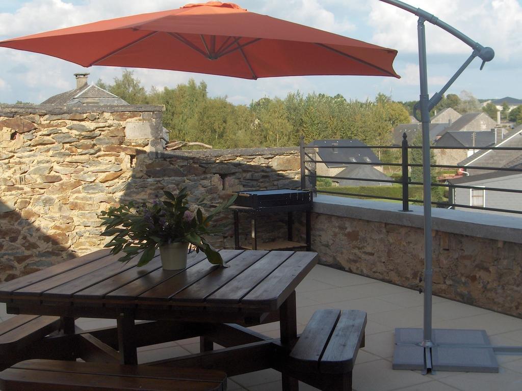 Magnificent Holiday Home In Libin With Barbecue מראה חיצוני תמונה